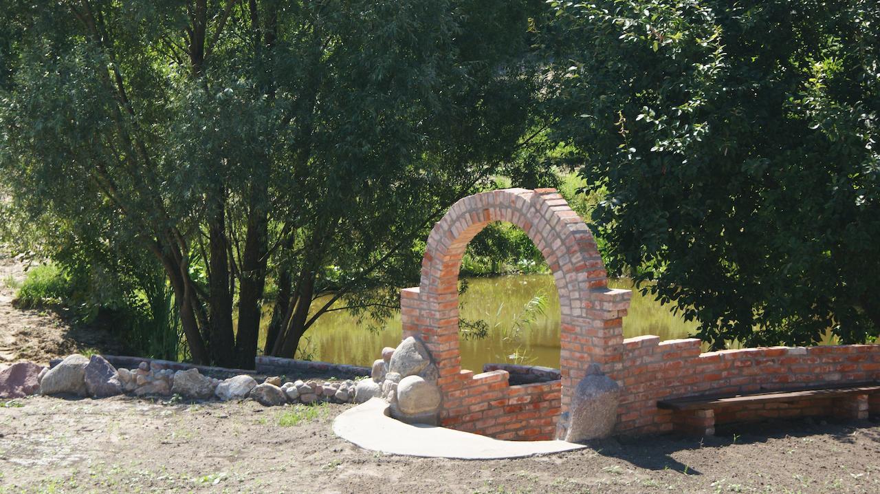 Woda Na Mlyn Gosciniec Dla Przyjaciol 2 Sp Z Oo Wacmerek Bagian luar foto